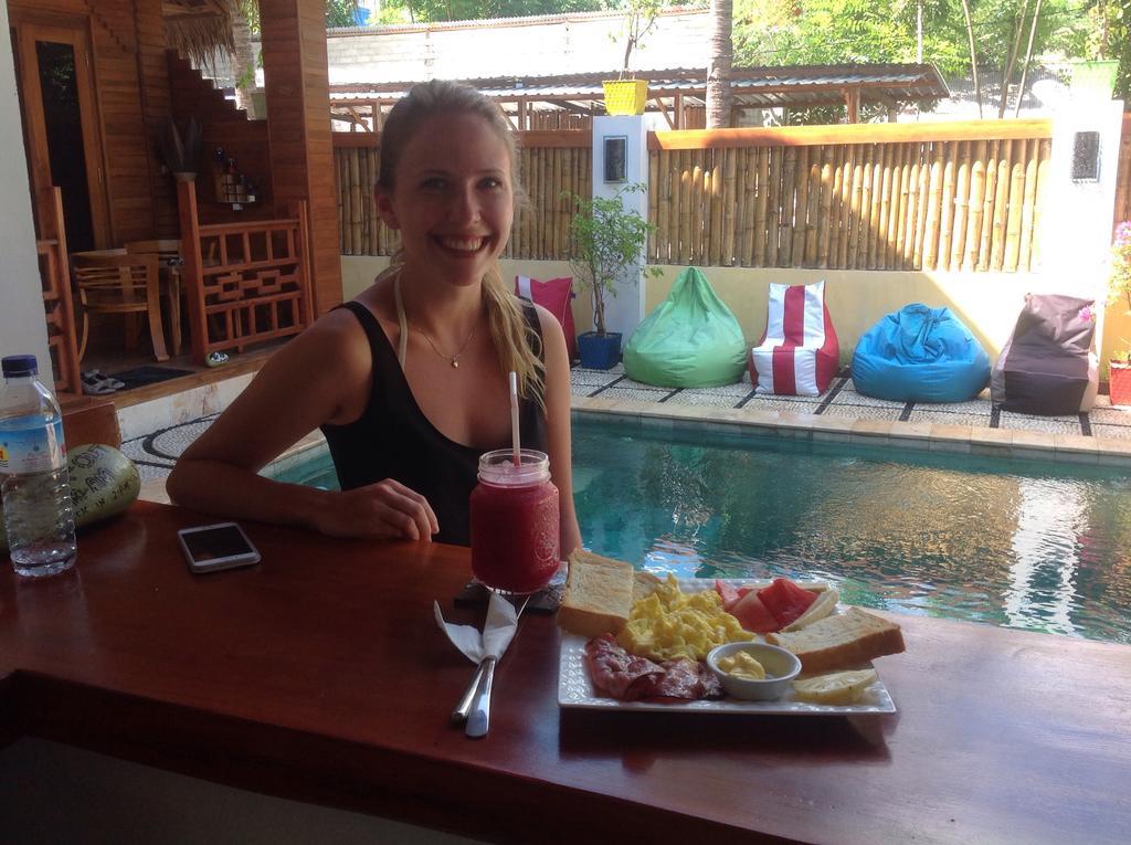 Отель Gili T Sugar Shack Гили Траванган Экстерьер фото