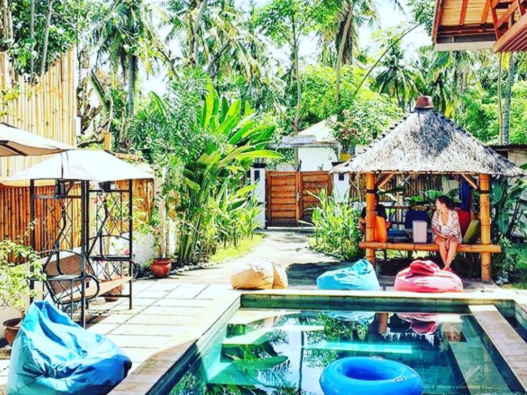 Отель Gili T Sugar Shack Гили Траванган Экстерьер фото